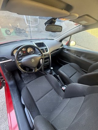 Peugeot 207 2006