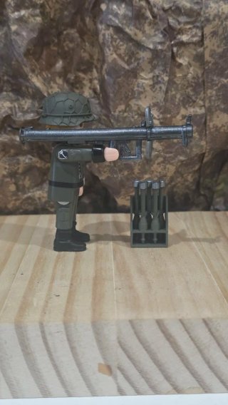 Playmobil Soldado con Arma y Munición