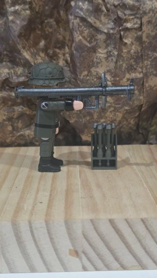 Playmobil Soldado con Arma y Munición
