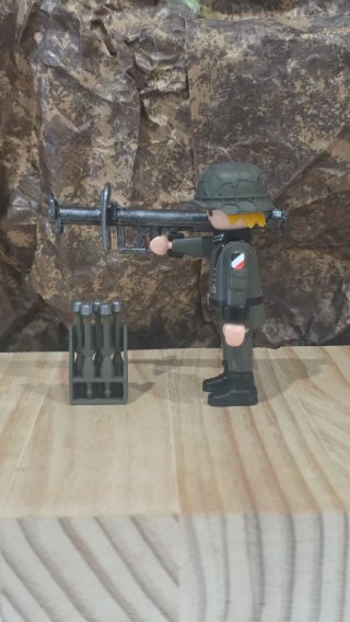 Playmobil Soldado con Arma y Munición