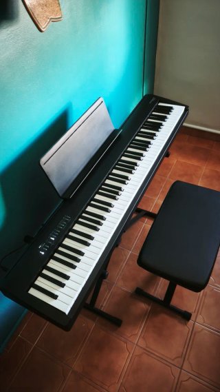 Piano Roland FP30X