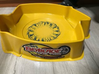 Lote Beyblade: Estadio, Lanzadores y Beyblades