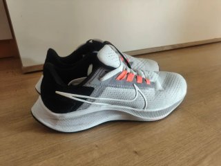 Zapatillas Nike Pegasus 38 Running Gris/Blanco