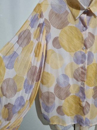 Blusa morbida maniche plissettate giallo e lilla