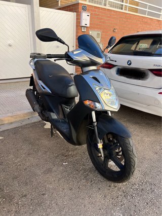 Kymco Agility 125cc Scooter