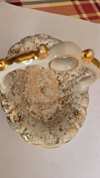 Bombonera vintage de  porcelana fina