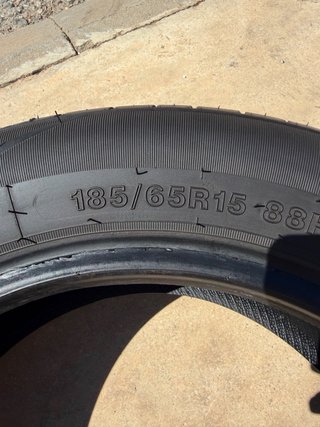 2 Neumáticos 185/65R15