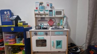 Cocina de juguete para niños con mucho accesorios