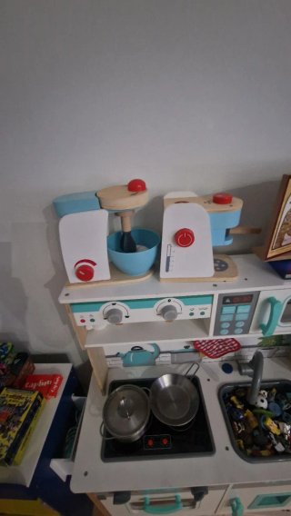 Cocina de juguete para niños con mucho accesorios