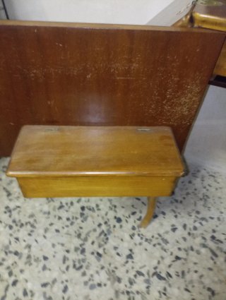 Máquina de coser Wertheim eléctrica.