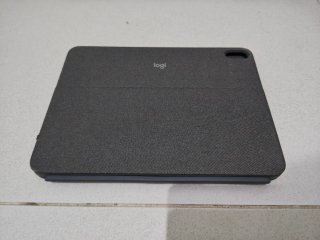 Funda Teclado Logitech Combo Touch iPad Air M2/M3