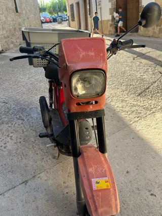 Derbi Variant Roja