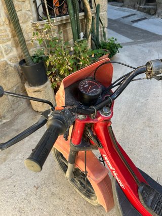 Derbi Variant Roja