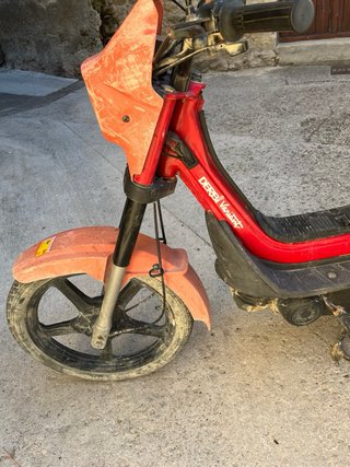 Derbi Variant Roja