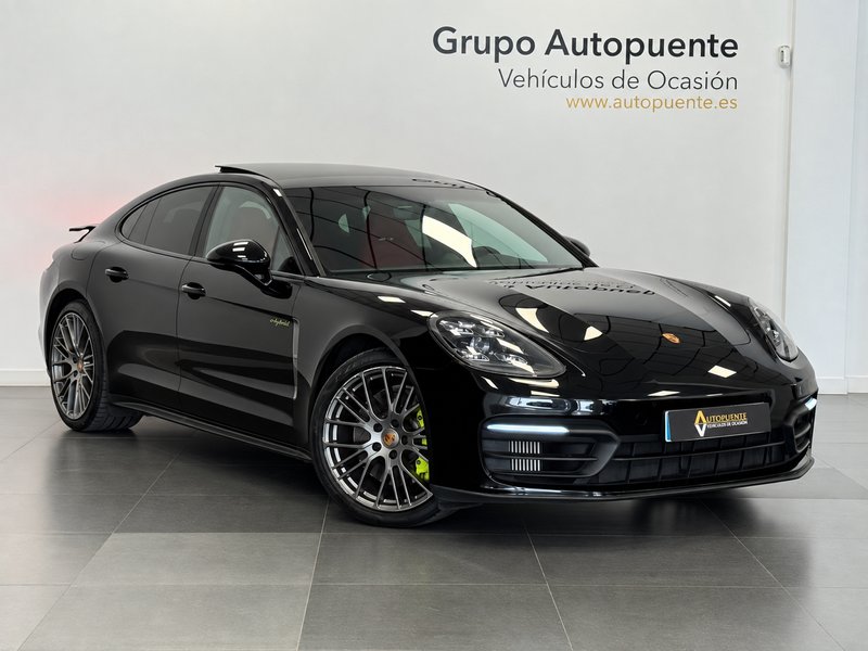 Porsche Panamera 4 E-Hybrid 2022