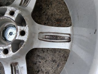 Llantas de aleación plateadas