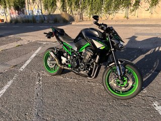 Kawasaki Z900 A2 Negra y Verde