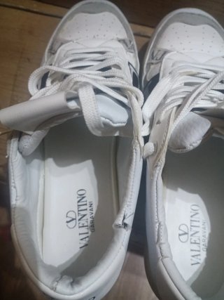 Scarpe Valentino Garavani uomo bianche e grigie