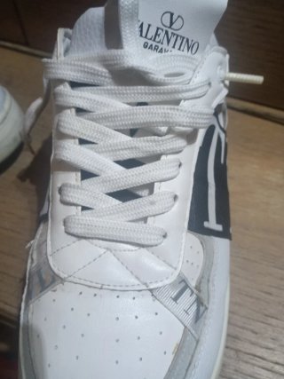 Scarpe Valentino Garavani uomo bianche e grigie
