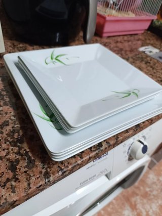 Juego de Platos Cuadrados