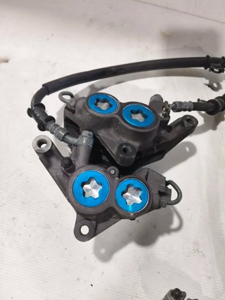 Pinzas Freno Delanteras Yamaha 600 Thundercat