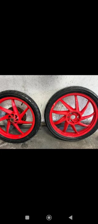 Ruedas Derbi GPR 75 Roja
