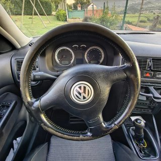 Volkswagen Golf 2003