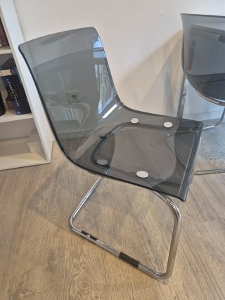 Mesa y 4 Sillas Comedor