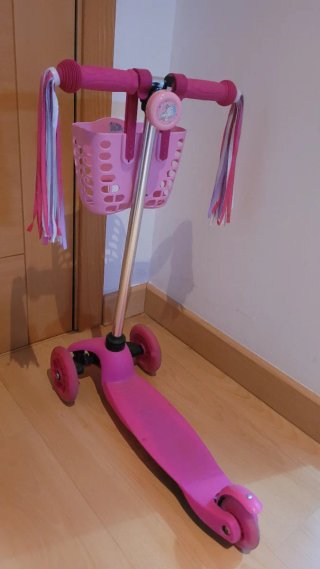Patinete 3 ruedas niña rosa con cesta