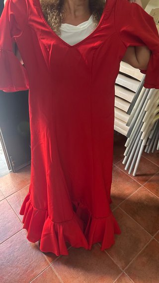 Traje de flamenca rojo volantes
