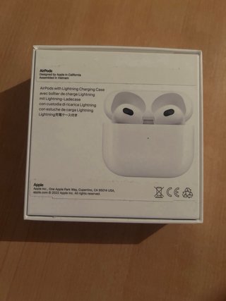 AirPods 3a gen con incisione personalizzata