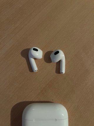 AirPods 3a gen con incisione personalizzata