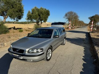 Volvo V70 T5