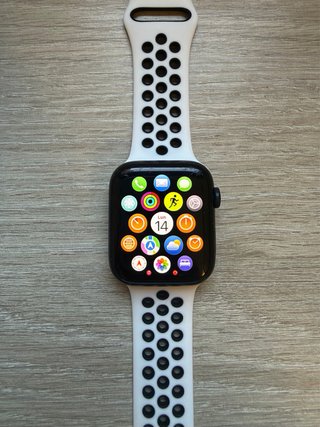 Apple Watch SE 2 44mm GPS+Celular