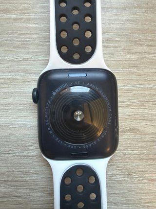 Apple Watch SE 2 44mm GPS+Celular