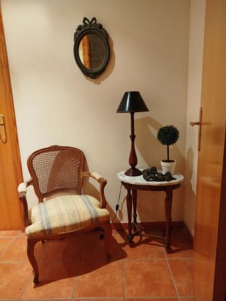 Conjunto de muebles de salón que ofrece?