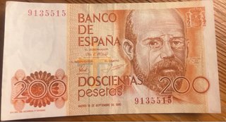 Lote de 5 billetes de 200 pesetas.