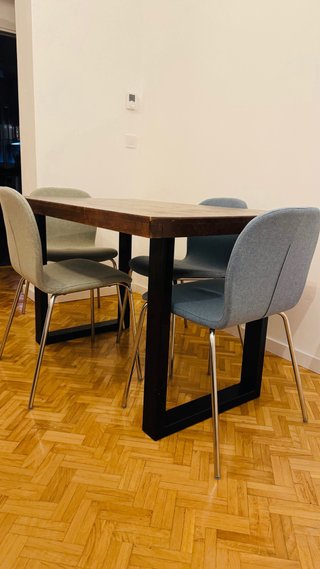 OFERTA Mesa madera natural + 4 sillas diseño