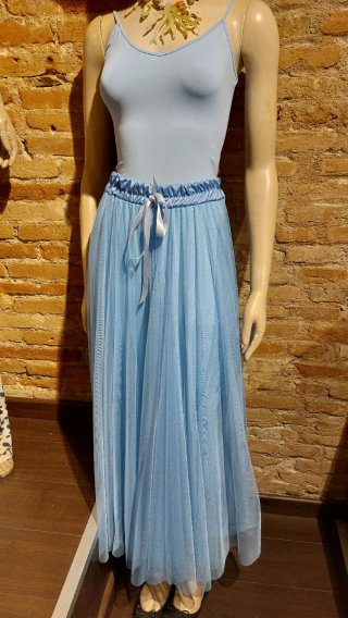 Falda larga tul azul cielo talla única
