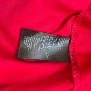 Abito in pizzo rosso