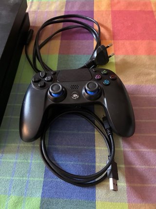 PS4 (PlayStation 4) 500GB Negra con Mando