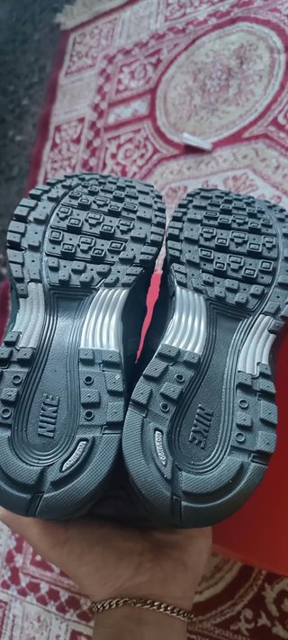 Zapatillas Nike P-6000 Negras y Grises