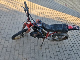 Moto Motocross Malaguti Negra/Roja