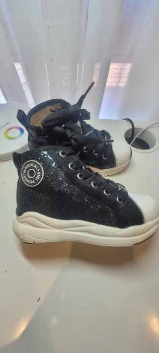 Botas para  niña, talla 27