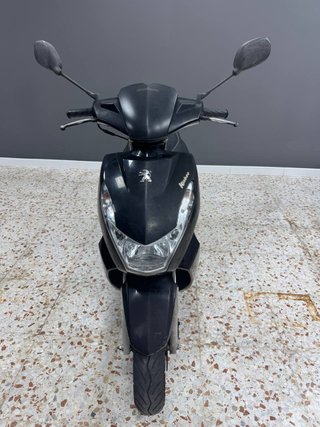Peugeot Kisbee Negro Scooter