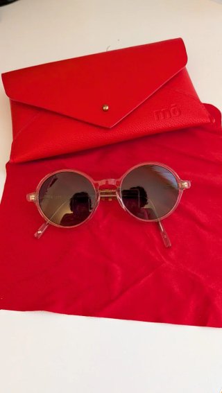 Occhiali da sole rotondi rosa per ragazze