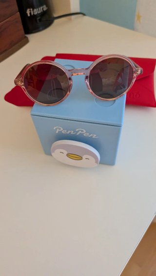 Occhiali da sole rotondi rosa per ragazze