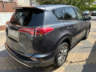 Toyota RAV4 2017