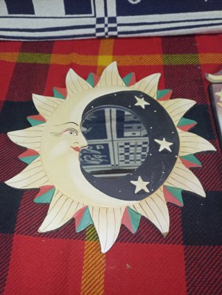 Coppia di Specchi Decorativi Sole e Luna