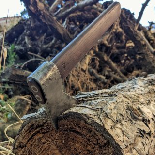 Hacha pequeña: bushcraft, talla,caza,etc